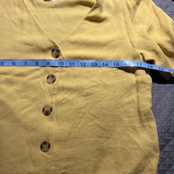 Urban Romantics Mustard Yellow Blouse Sweater Buttonup - Picture 7 of 9